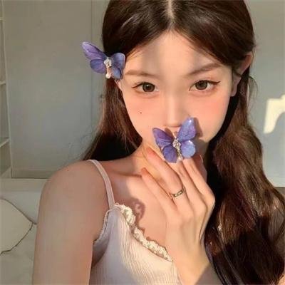 说好装情侣你怎么来真的